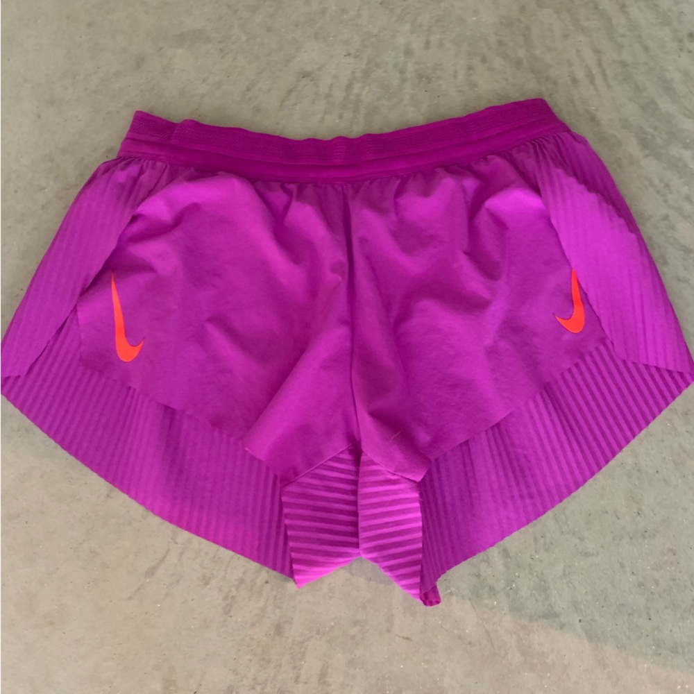 SM Nike Aeroswift Shorts